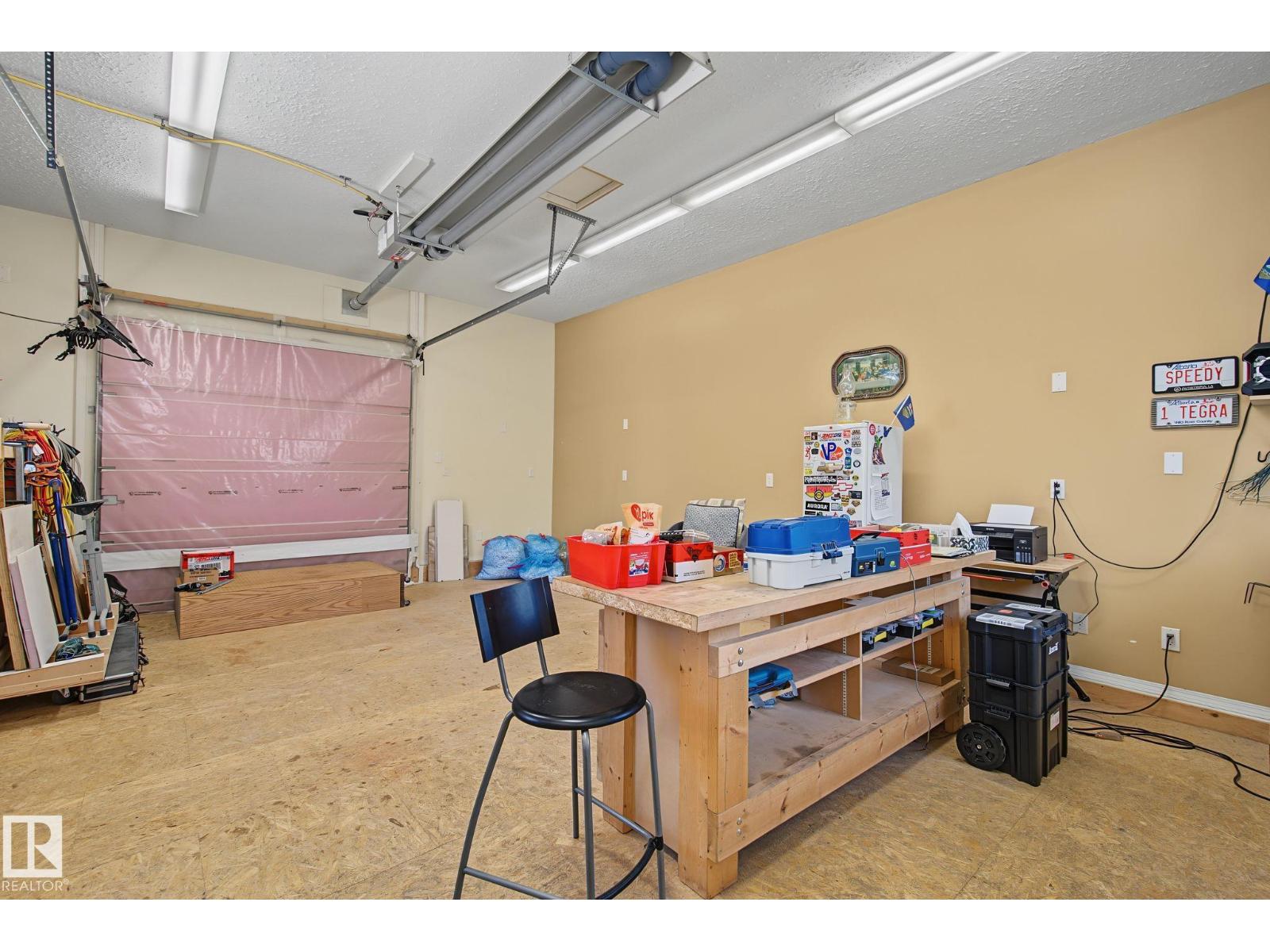 3212 73 ST NW - 57