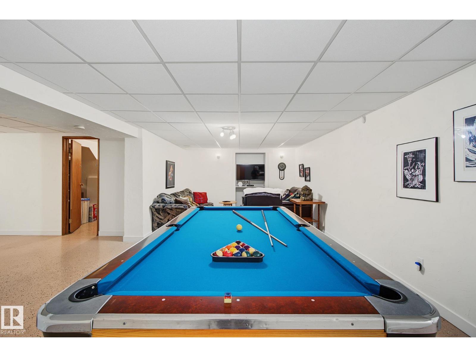 3212 73 ST NW - 41