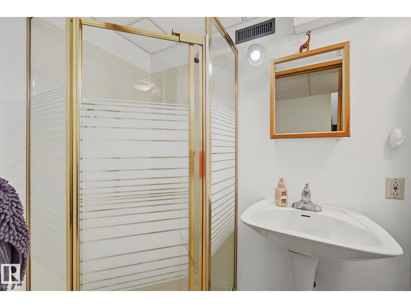 3212 73 ST NW - Image 37
