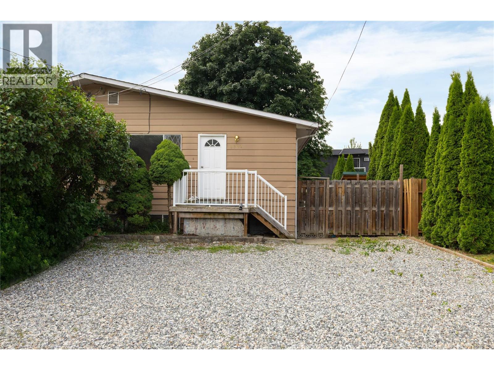 3303 Belaire Drive - 8
