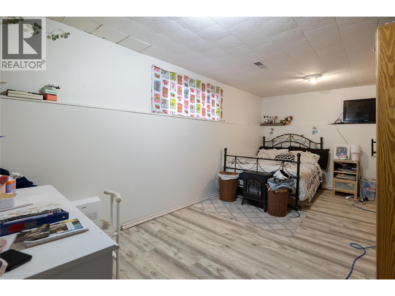 3303 Belaire Drive - 22