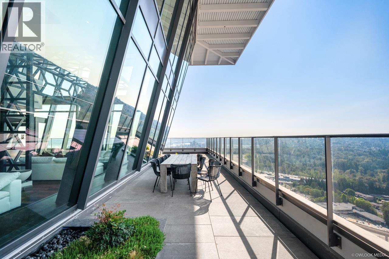 1709 450 WESTVIEW STREET, Coquitlam