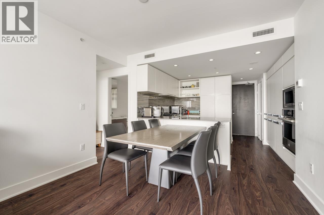 1709 450 WESTVIEW STREET, Coquitlam