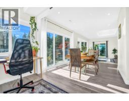 300 W Balmoral Road, North Vancouver, BC V7N2V3 Photo 10
