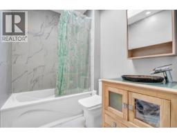 300 W Balmoral Road, North Vancouver, BC V7N2V3 Photo 20