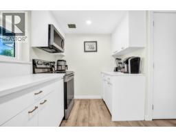 300 W Balmoral Road, North Vancouver, BC V7N2V3 Photo 23