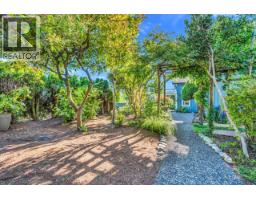 300 W Balmoral Road, North Vancouver, BC V7N2V3 Photo 36