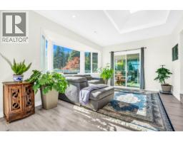 300 W Balmoral Road, North Vancouver, BC V7N2V3 Photo 6