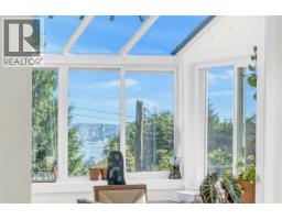 300 W Balmoral Road, North Vancouver, BC V7N2V3 Photo 7