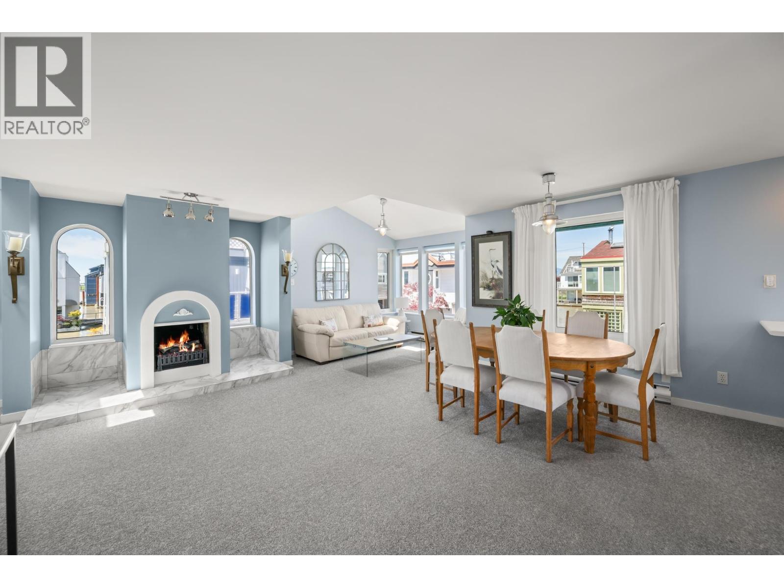 #1-3459 RIVER Road West, Delta