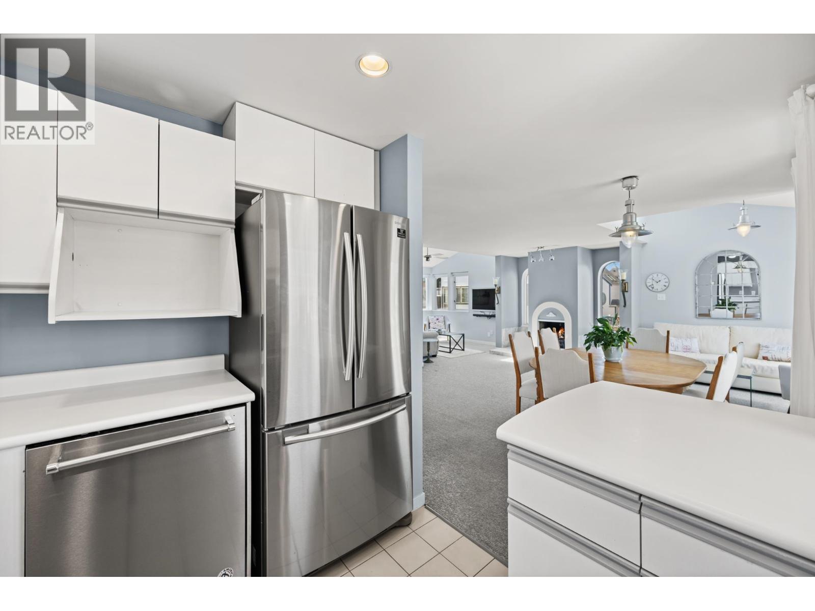 #1-3459 RIVER Road West, Delta