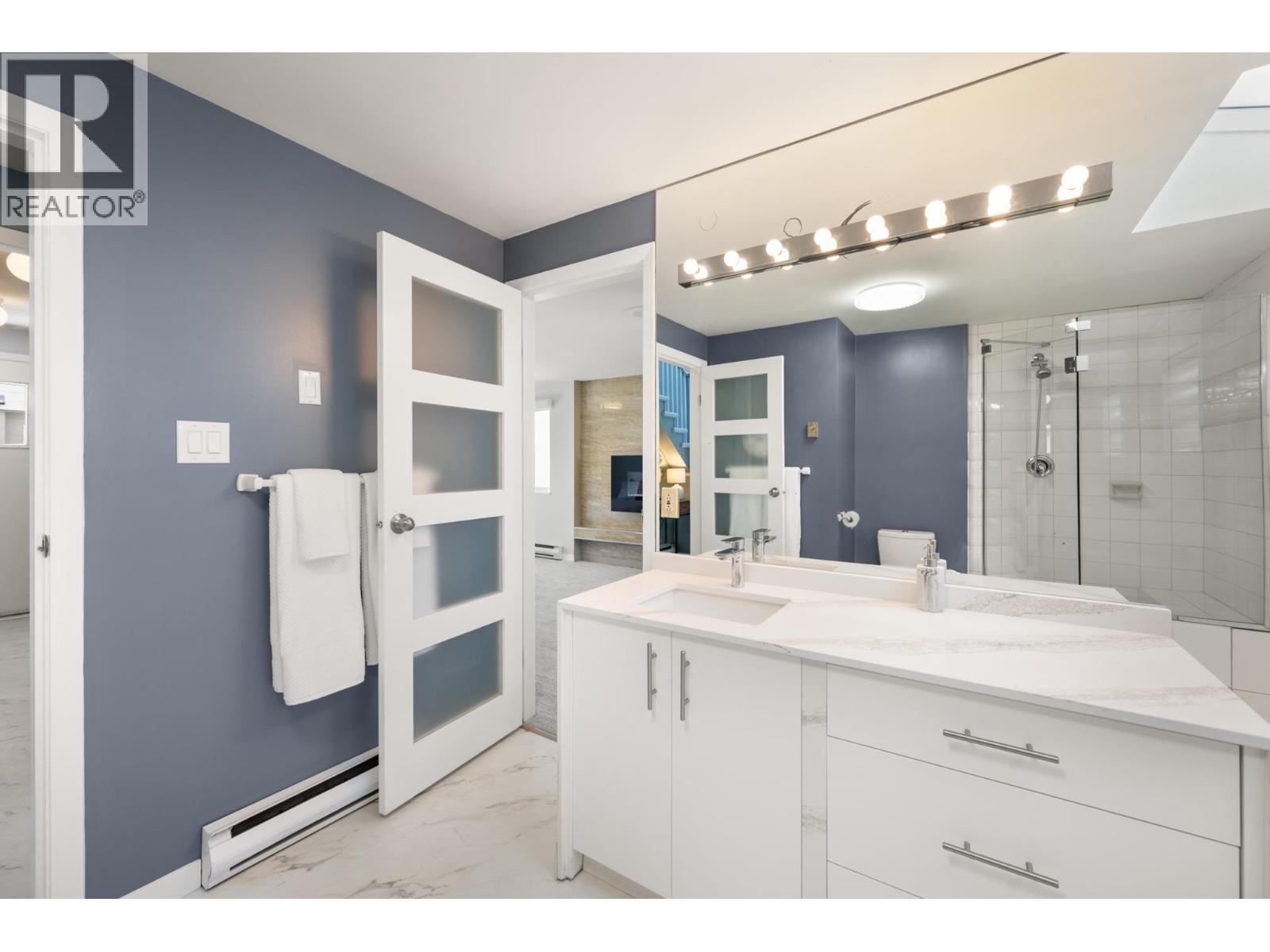 #1-3459 RIVER Road West, Delta