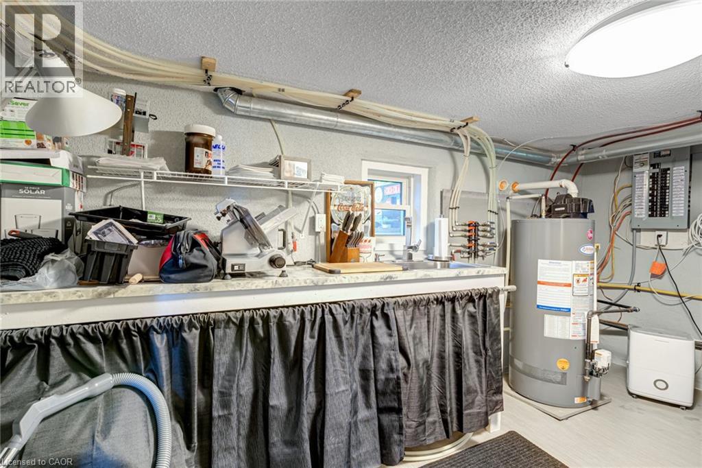 9056 AIRPORT Road - 20