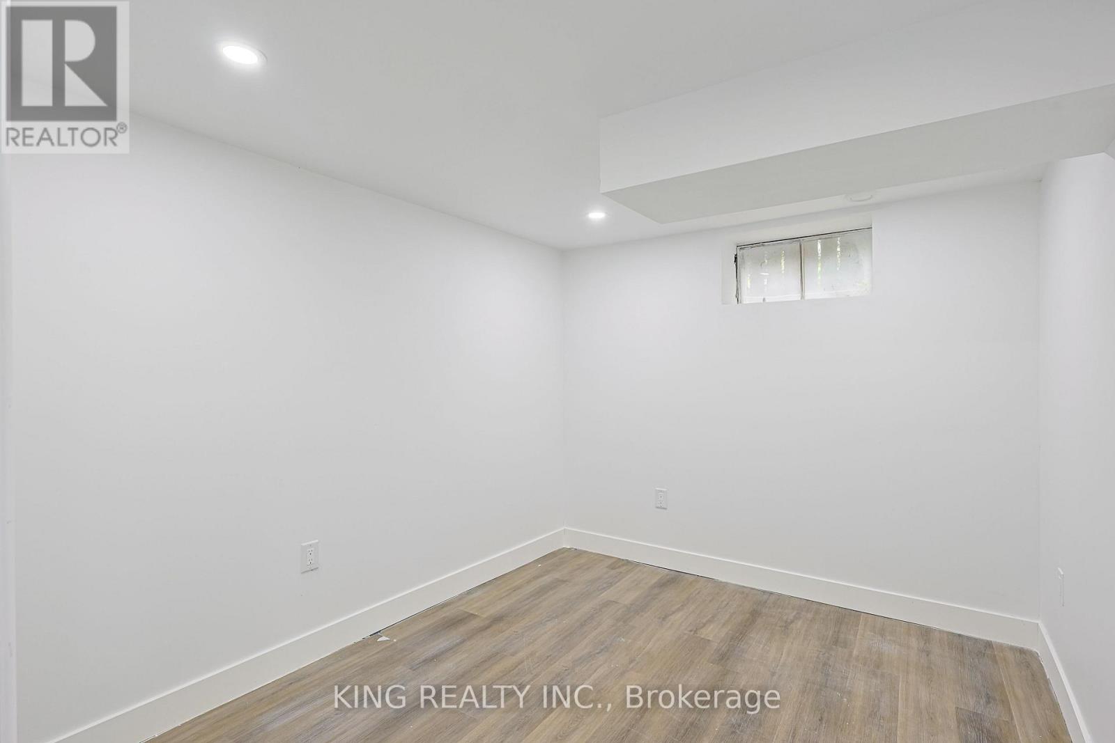 54 TWEEDSMUIR AVENUE - Image 35