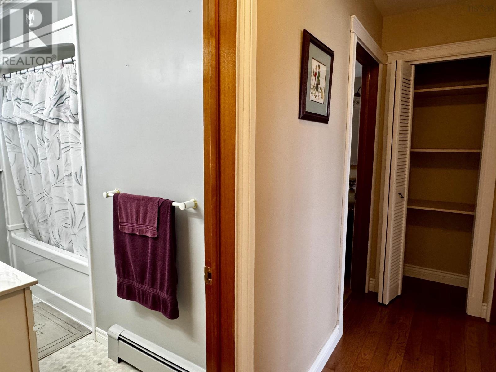 4 MacAulay Avenue - 18
