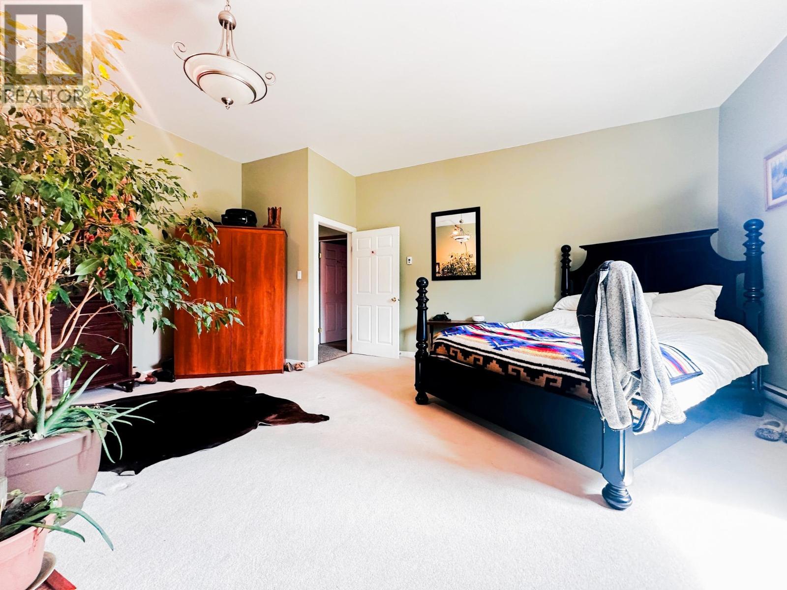 30438 E 16 HIGHWAY - 15