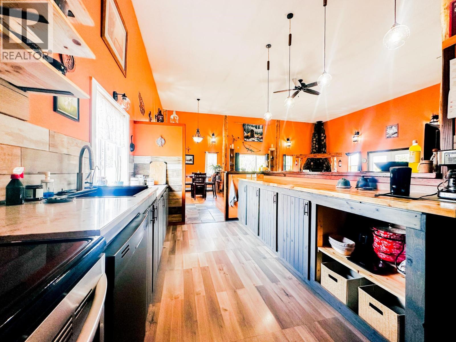 30438 E 16 HIGHWAY - 9