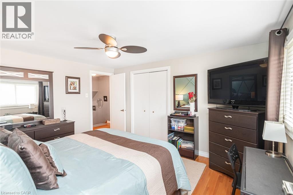 366 BERKINDALE Drive - 19