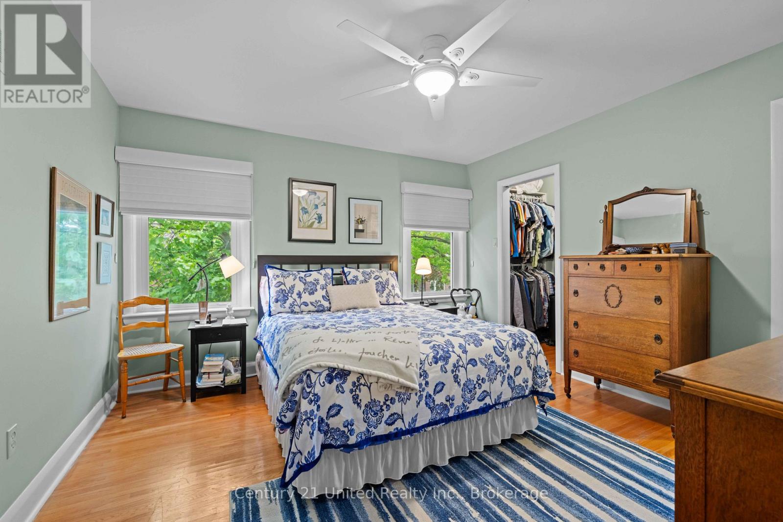 516 HUNTER STREET W - 20
