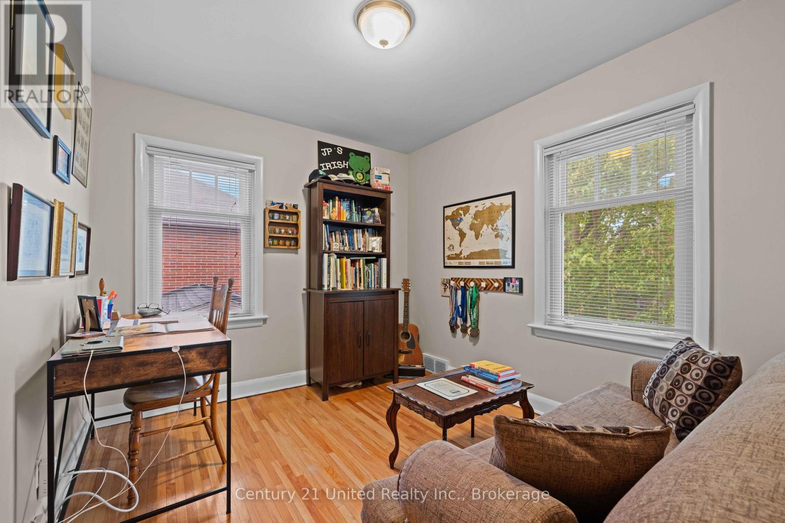 516 HUNTER STREET W - 22
