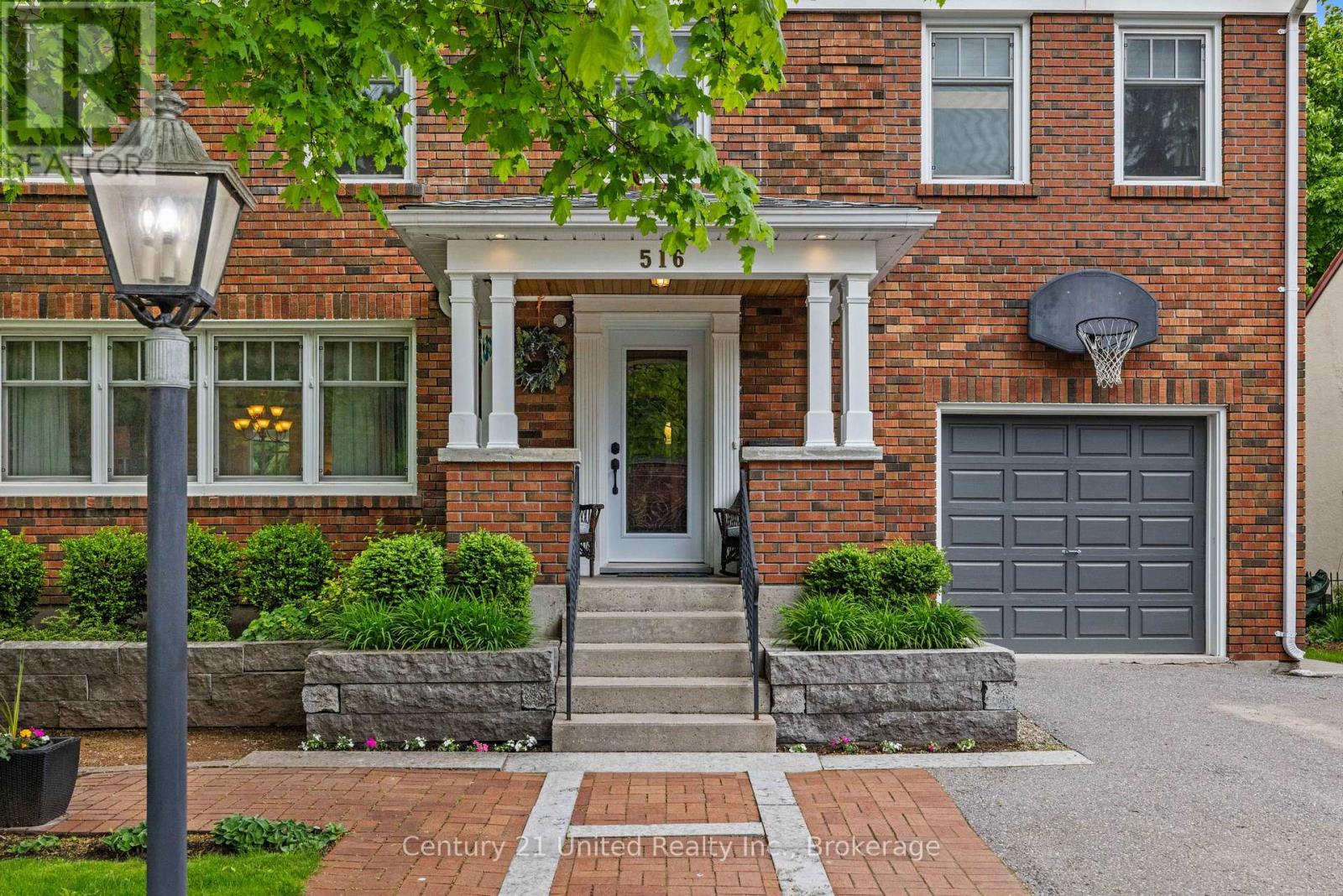 516 HUNTER STREET W - 3