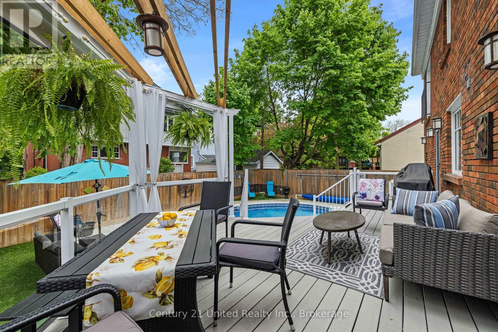 516 HUNTER STREET W - 35