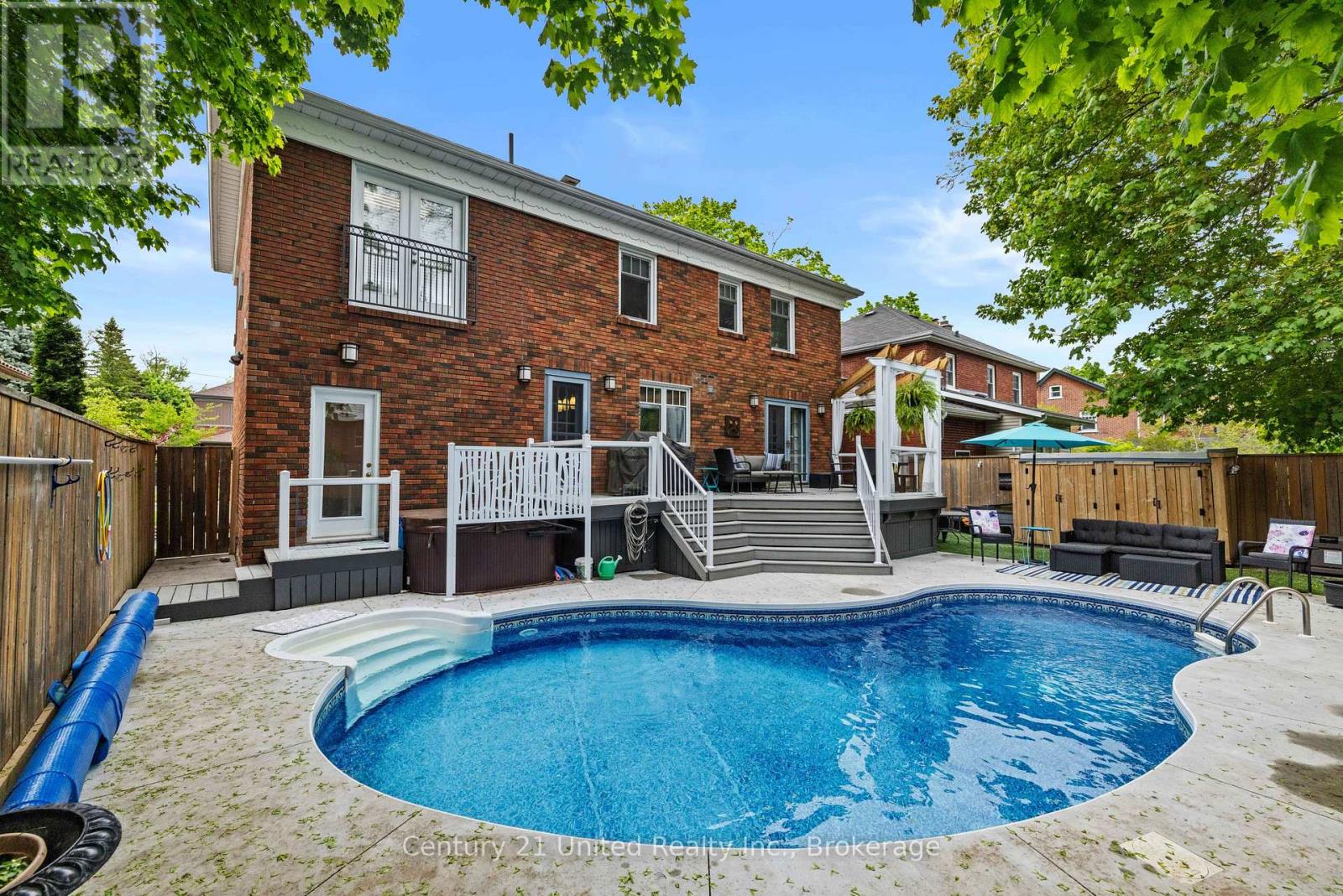 516 HUNTER STREET W - 36