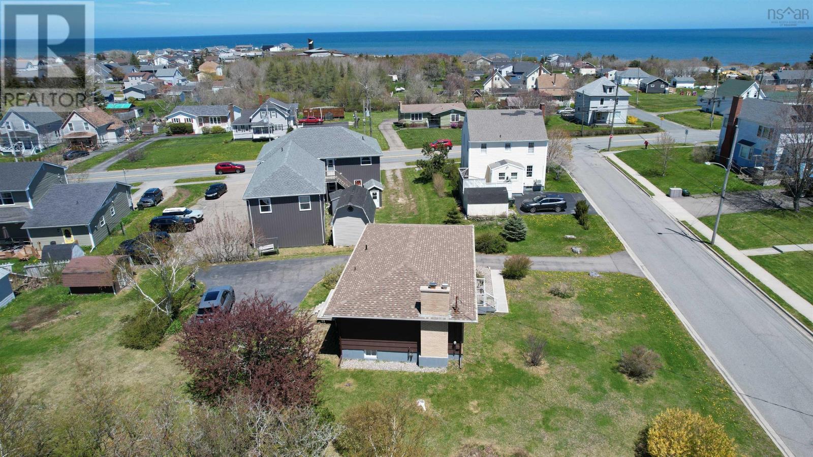 4 MacAulay Avenue - 42