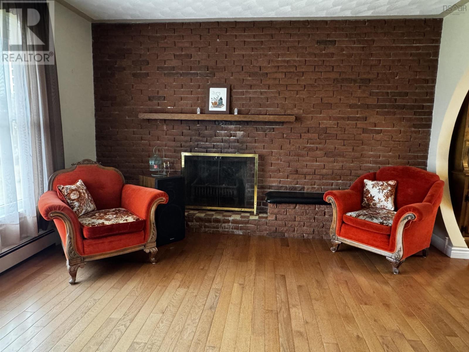 4 MacAulay Avenue - 6