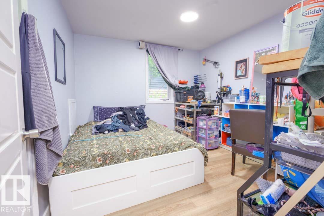 11308 94 ST NW - 23