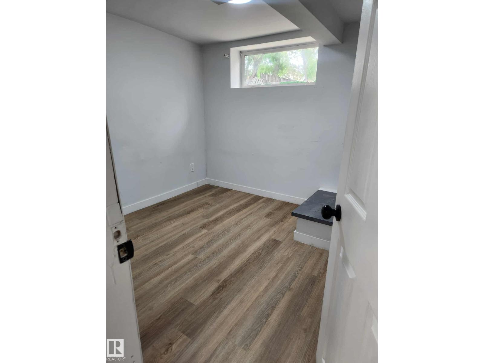 11308 94 ST NW - 47