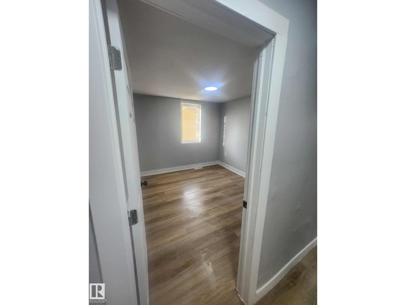 11308 94 ST NW - 22