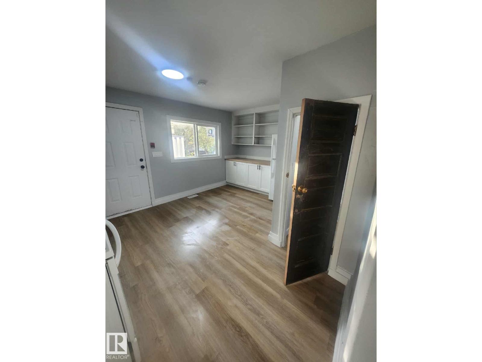 11308 94 ST NW - 11