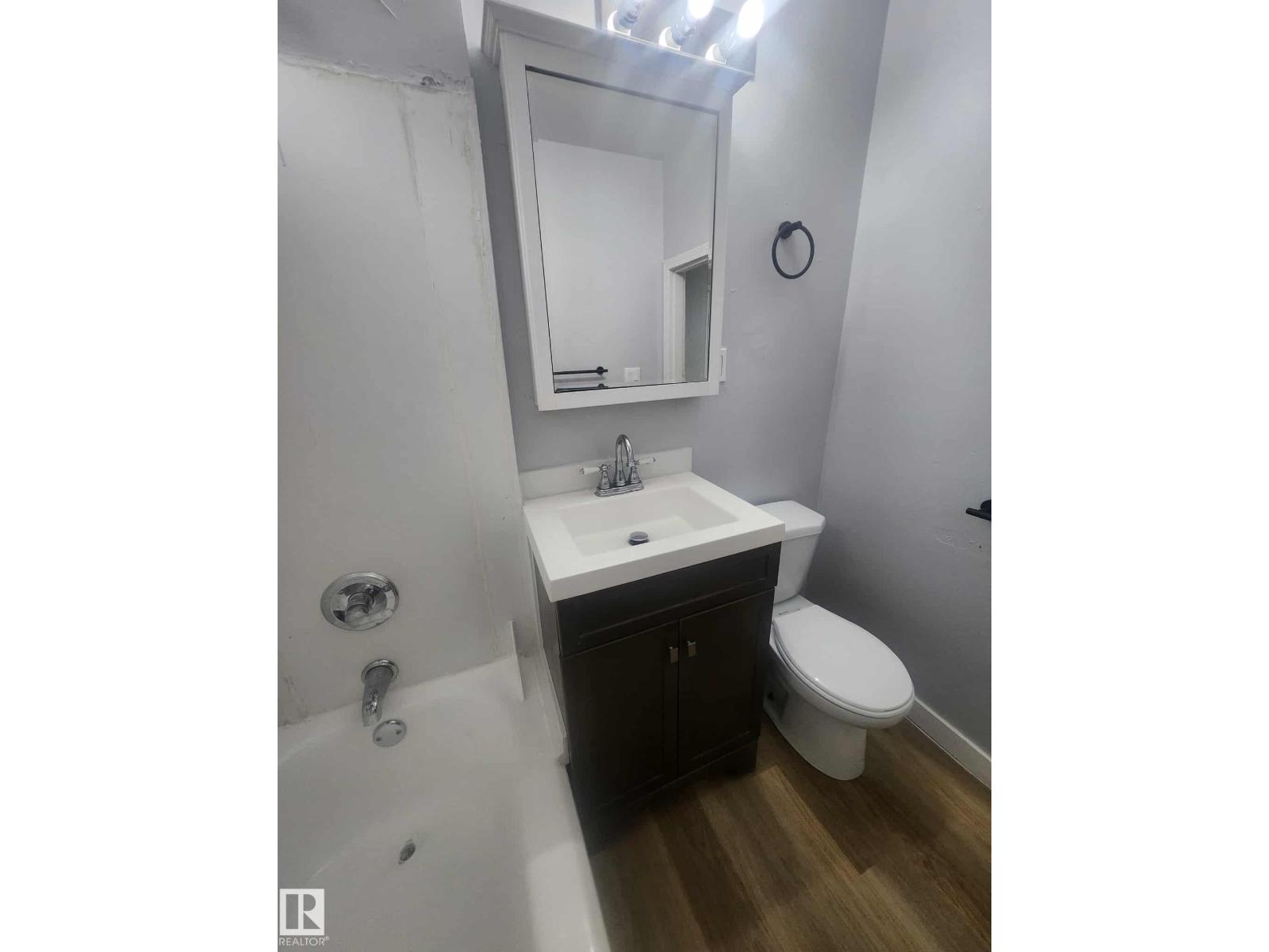 11308 94 ST NW - 21