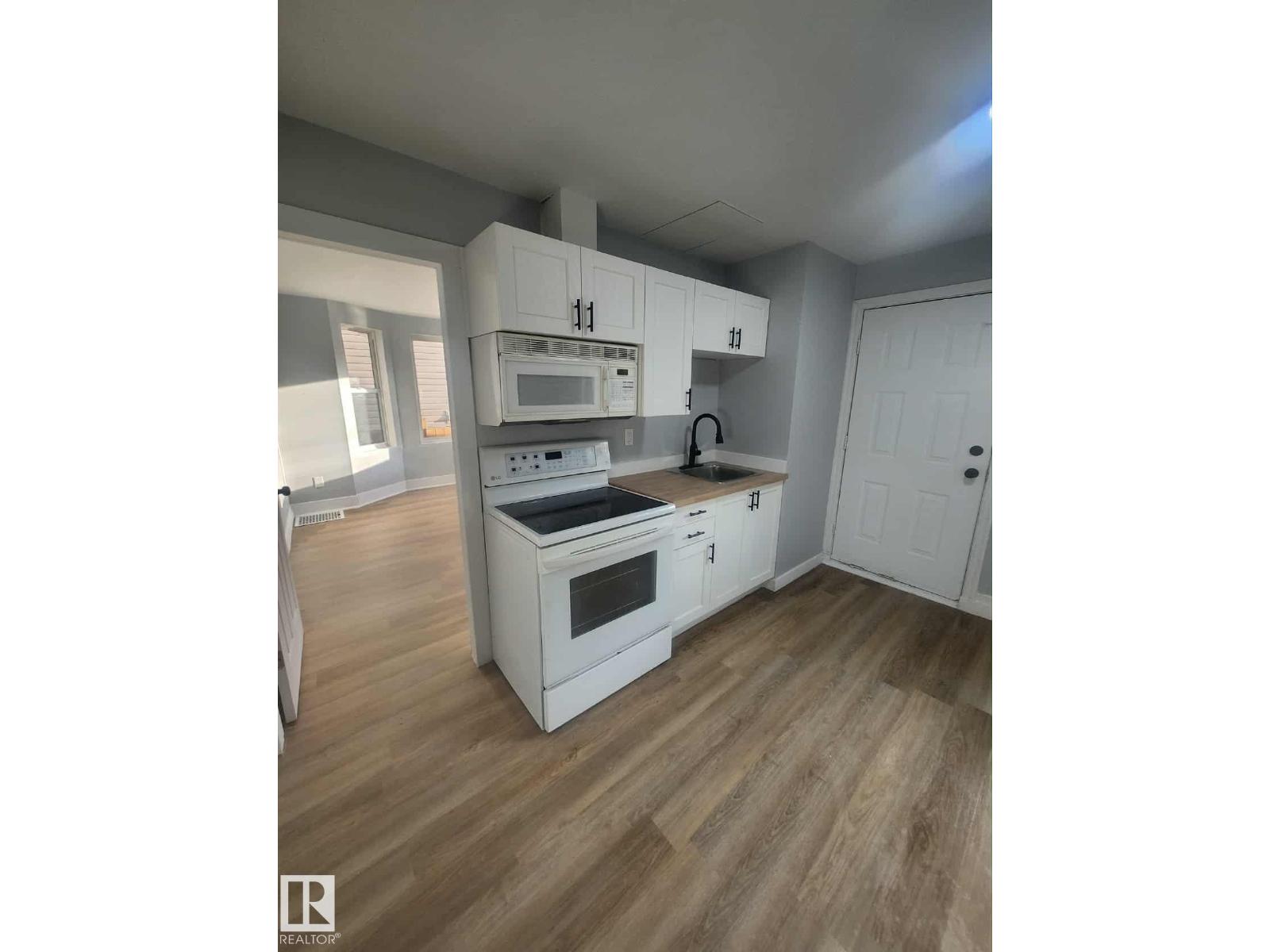 11308 94 ST NW - 14