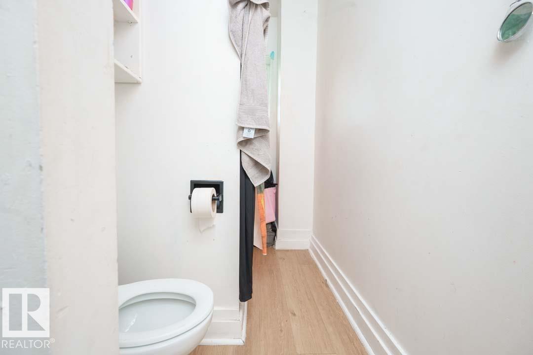11308 94 ST NW - 60