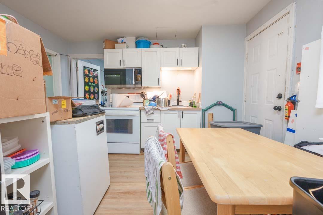 11308 94 ST NW - 8