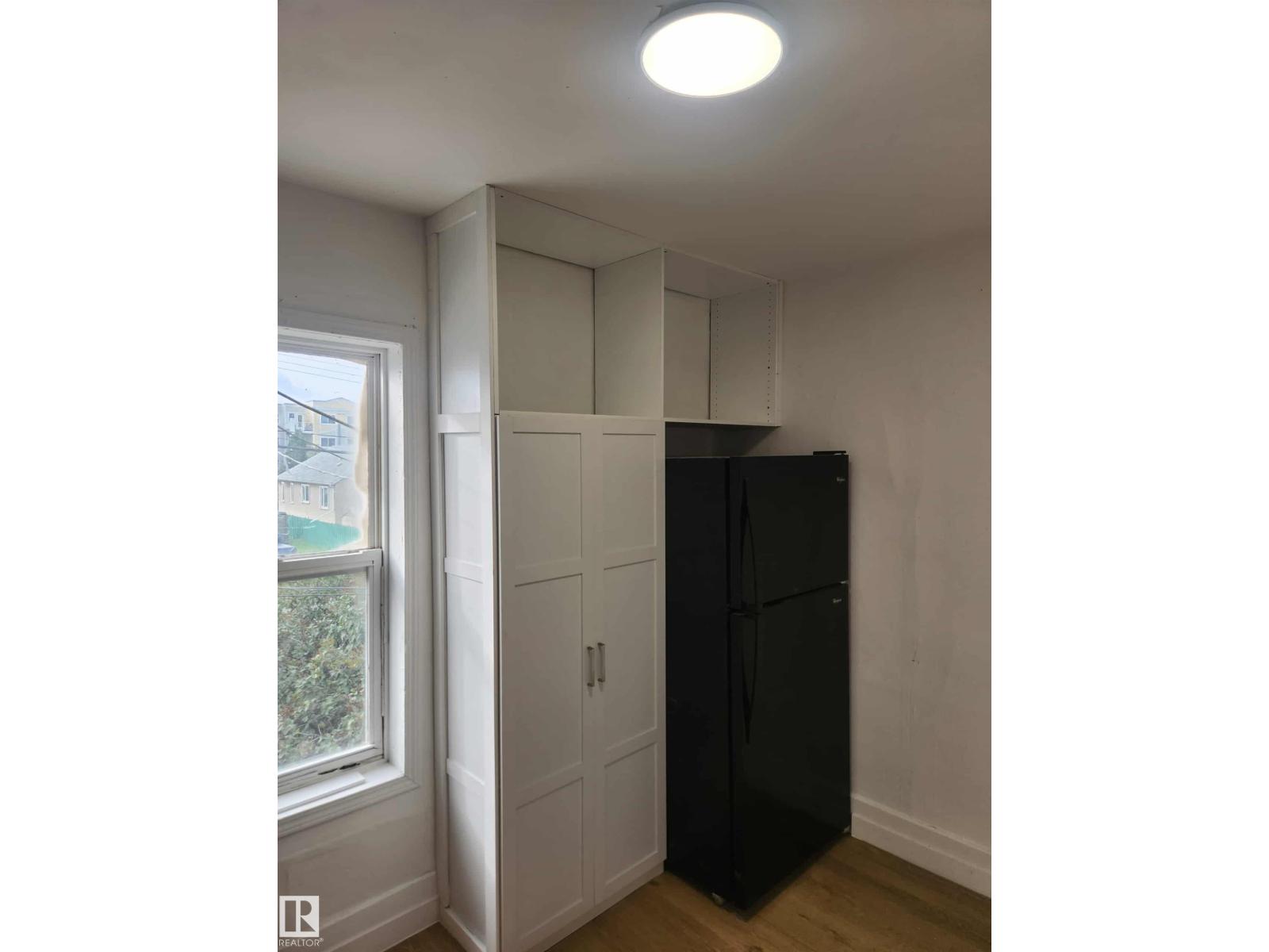 11308 94 ST NW - 53