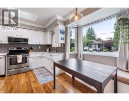 21678 Mountainview Crescent, Maple Ridge, BC V2X3V1 Photo 13