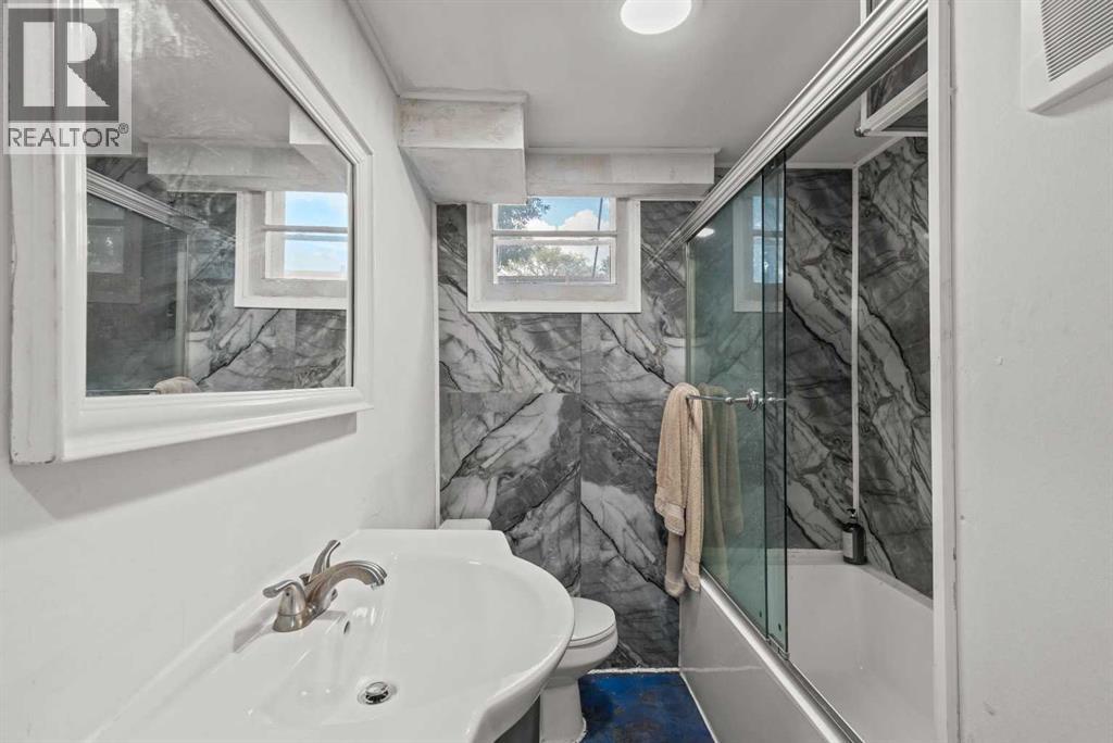 302 6 Avenue NE - 33