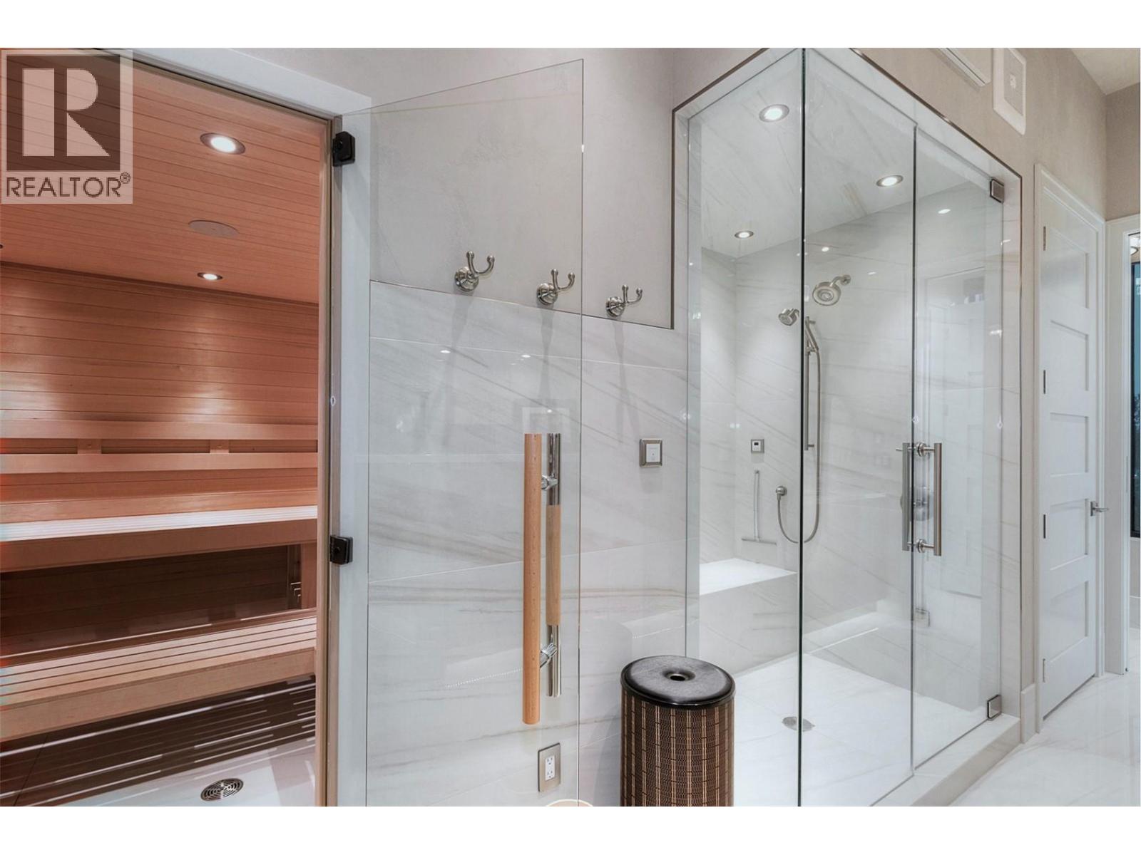 2245 Abbott Street Unit# 301, Kelowna