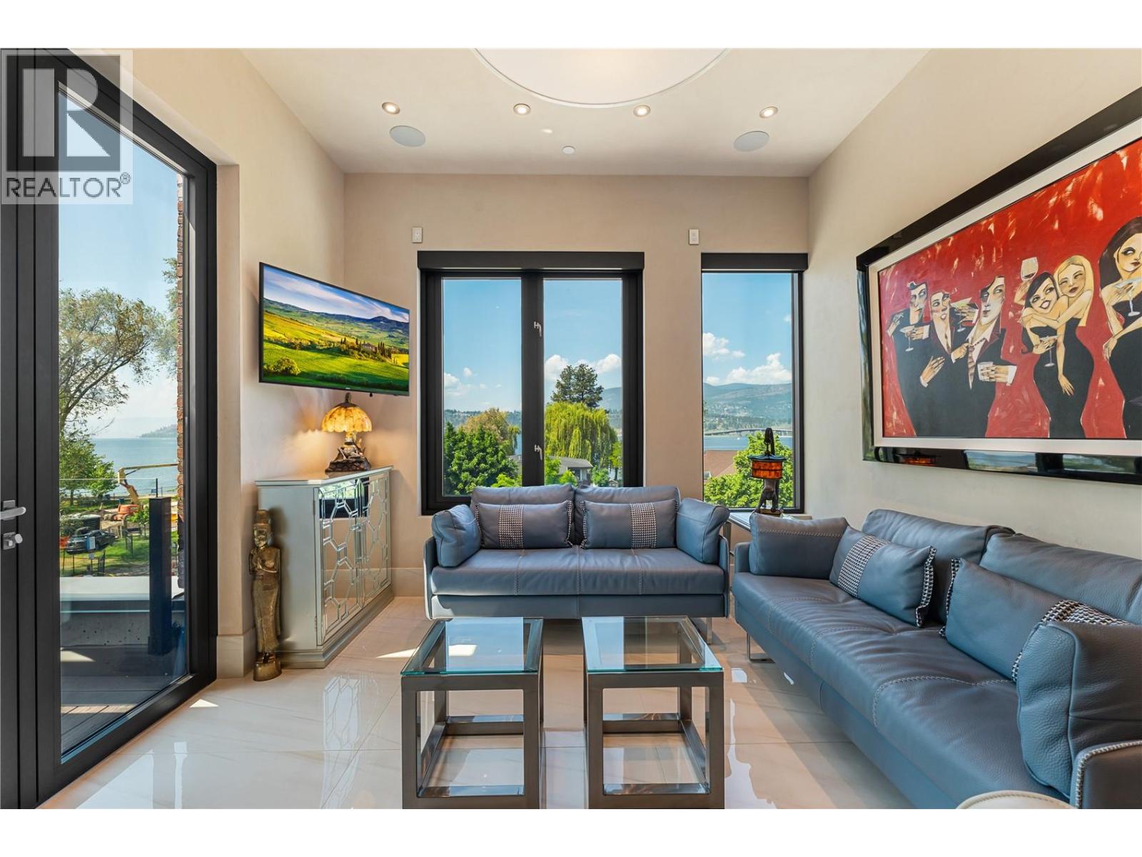 2245 Abbott Street Unit# 301, Kelowna