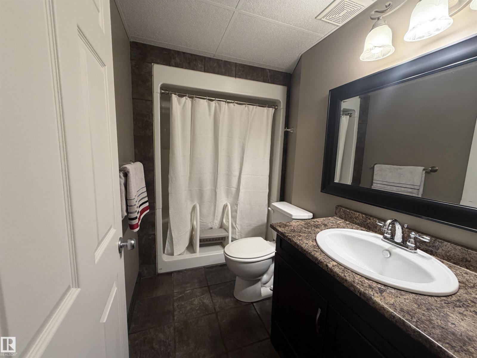644081 RGE ROAD 235 - 26