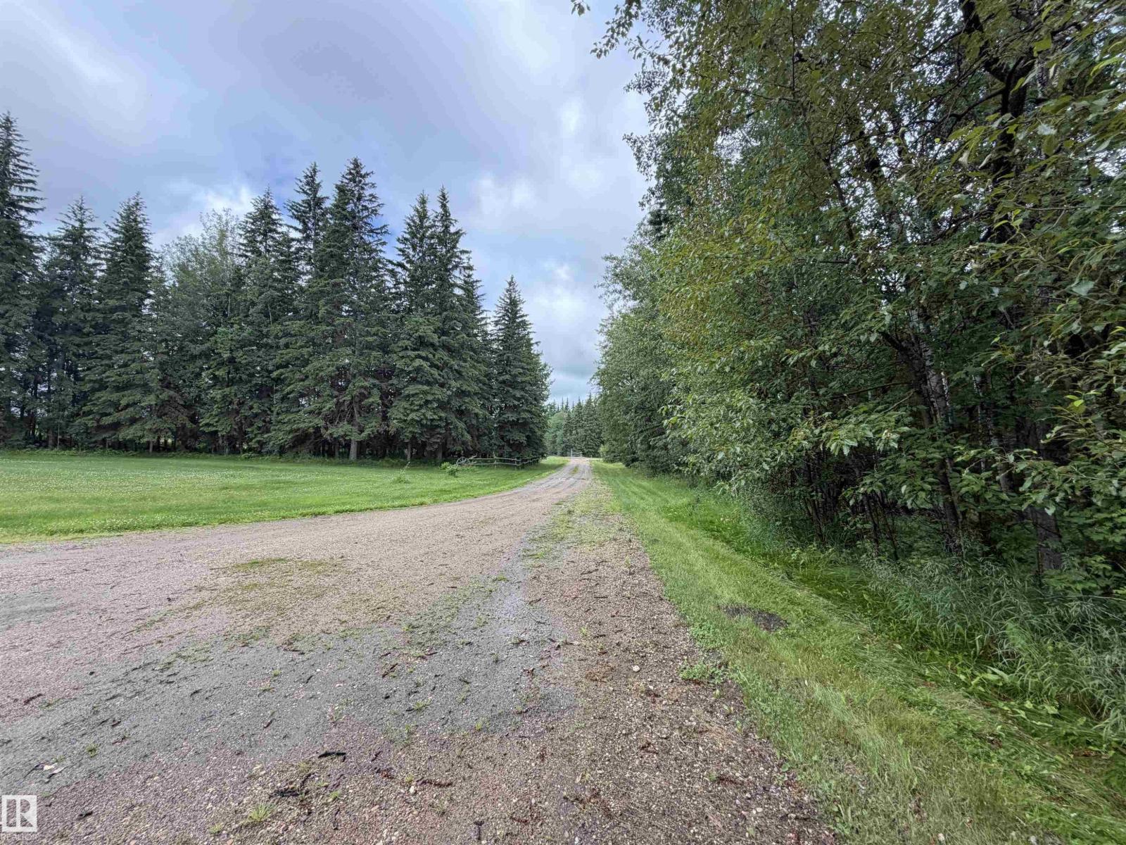 644081 RGE ROAD 235 - 46
