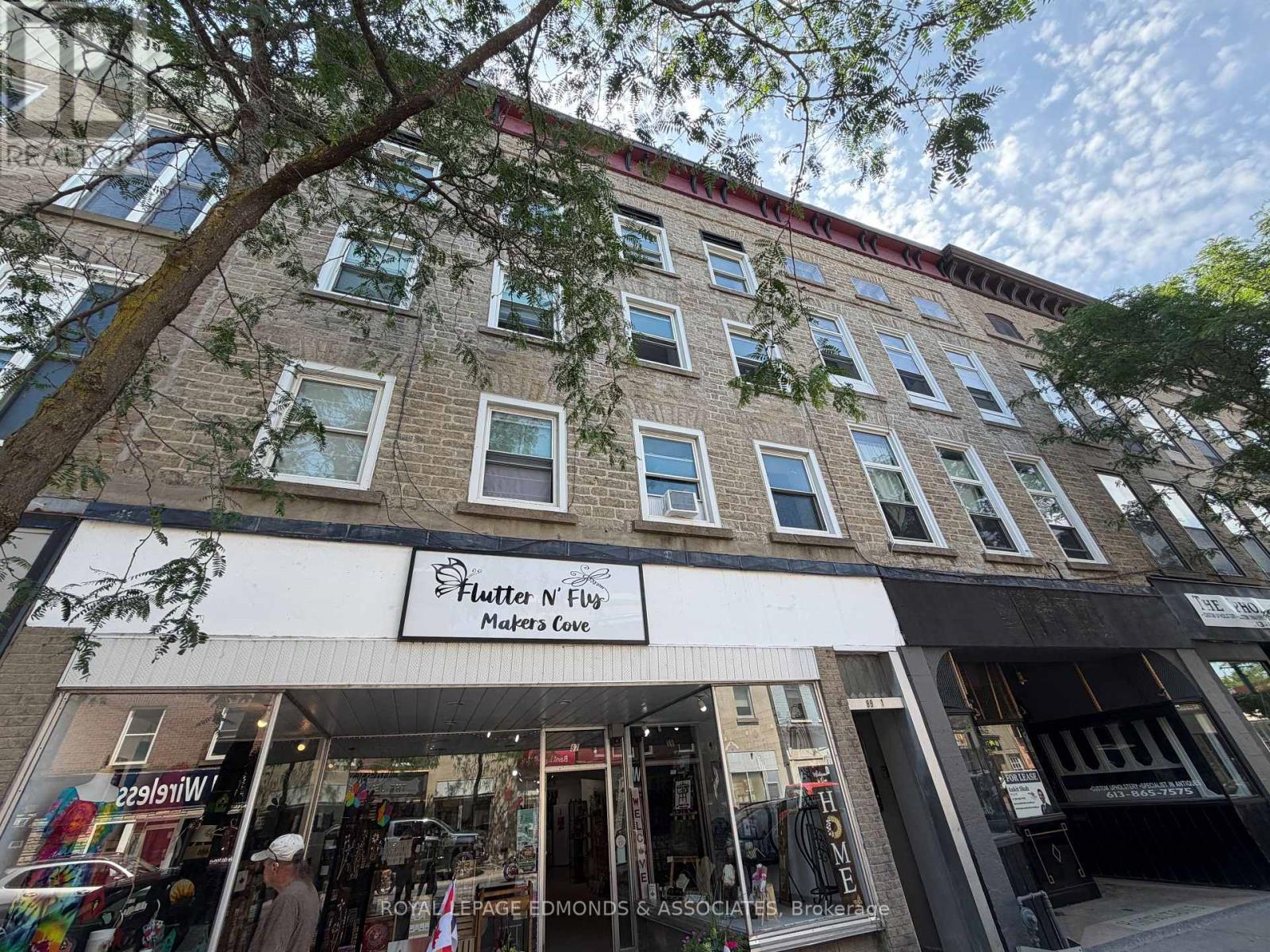 87-93 KING STREET W - 4