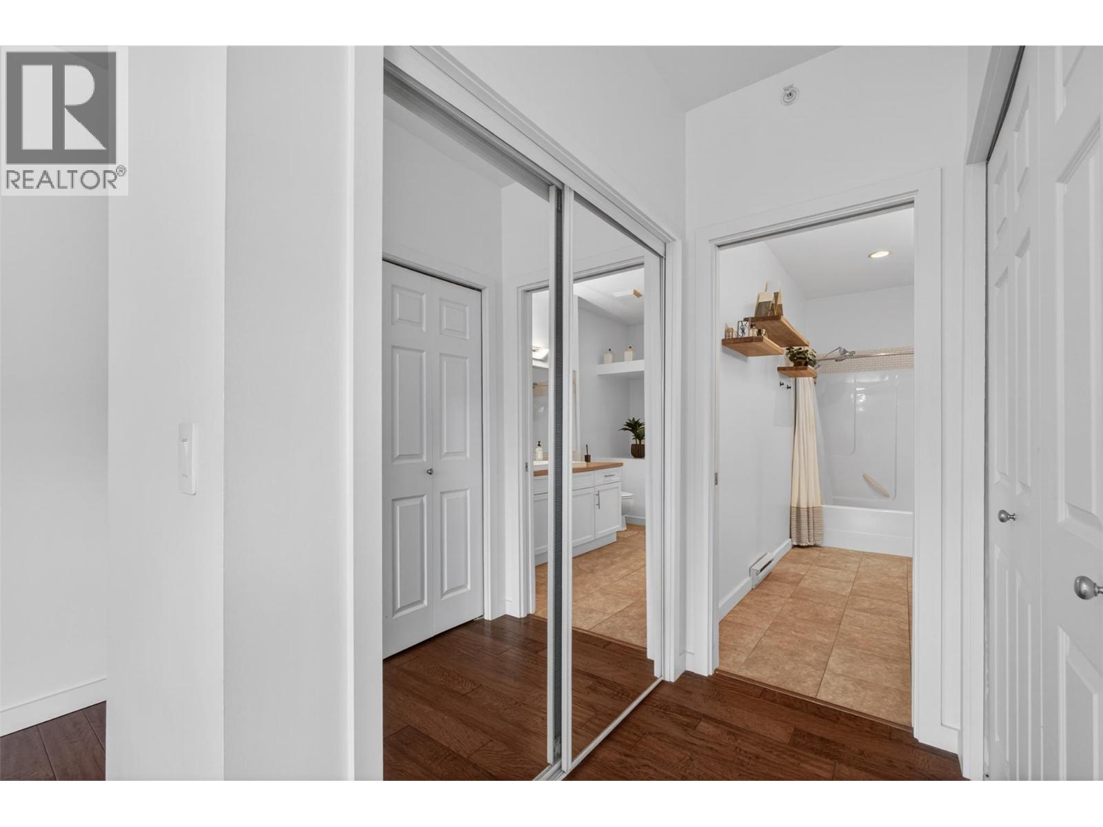#303 2120 Shannon Ridge Drive - 7