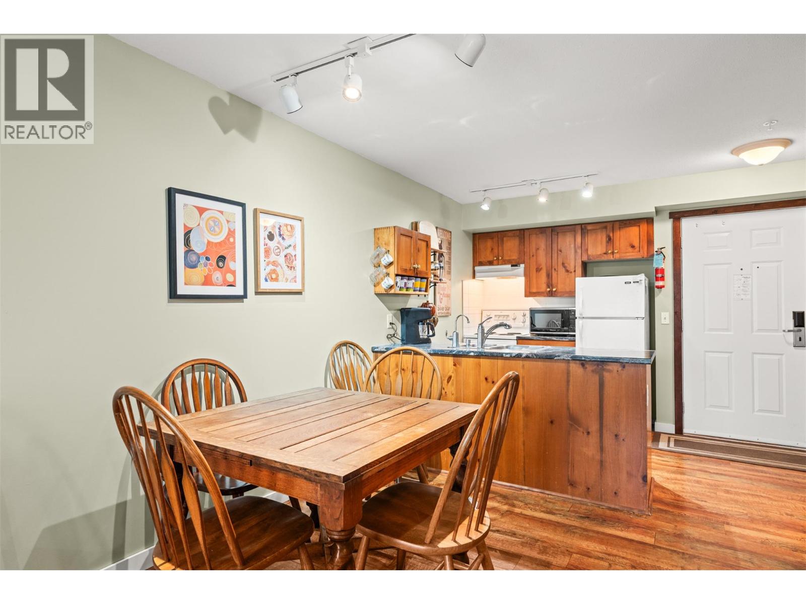 #256 155 Silver Lode Lane - 14