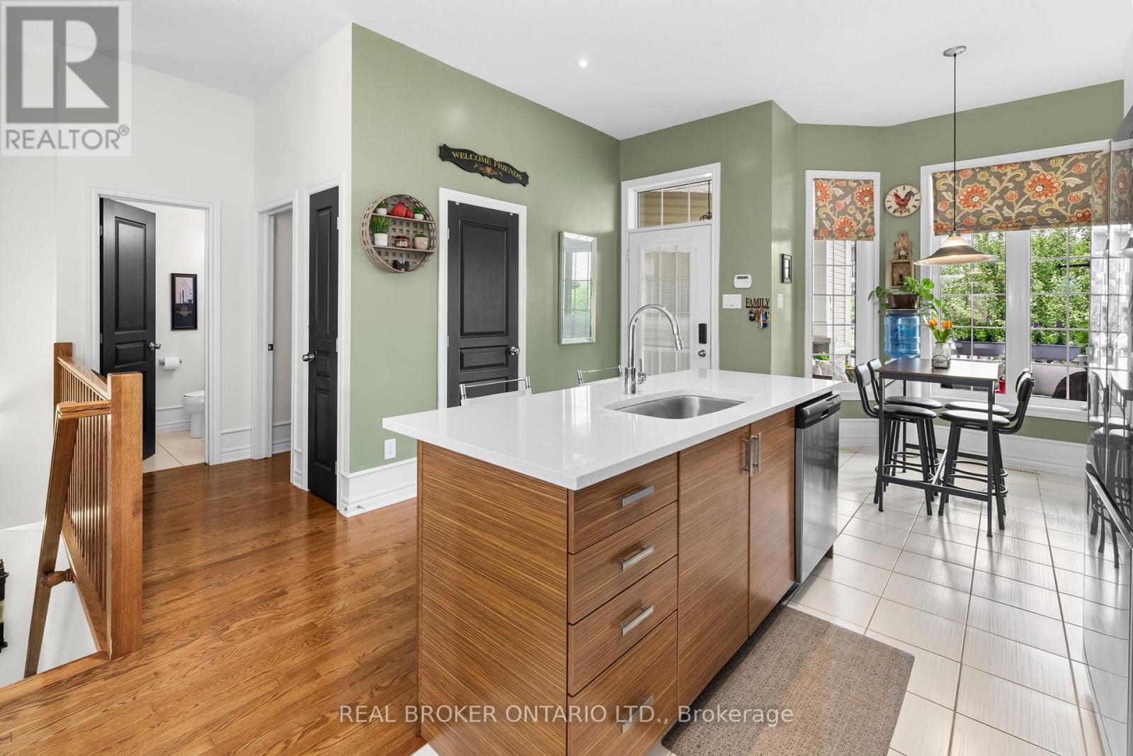 128 GEORGE STREET W - 17
