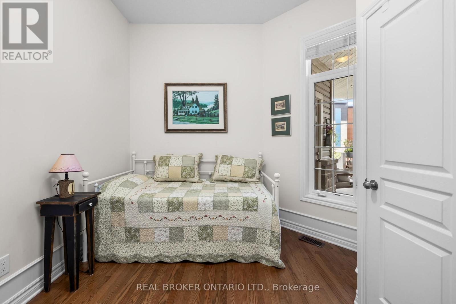 128 GEORGE STREET W - 33