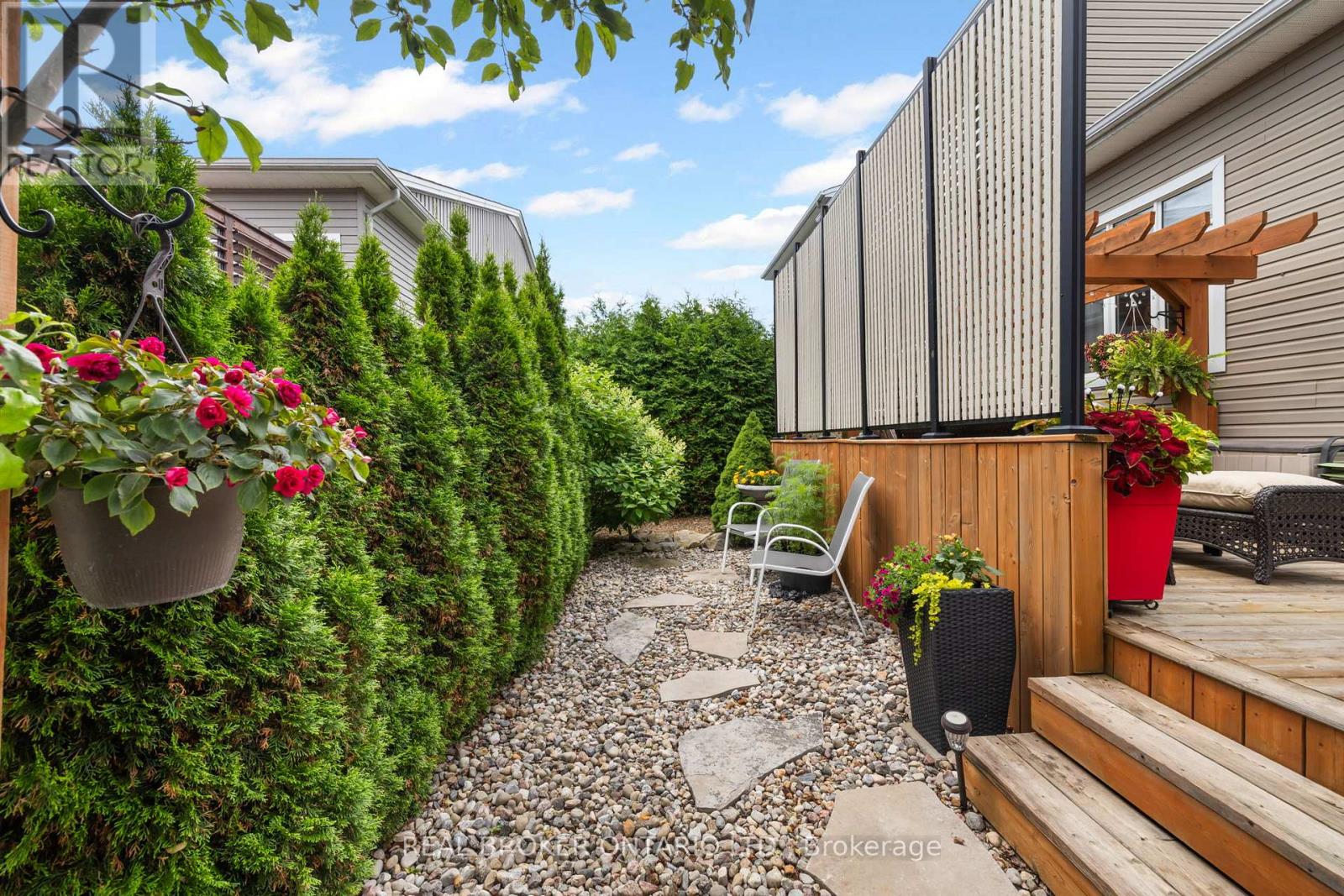 128 GEORGE STREET W - 43